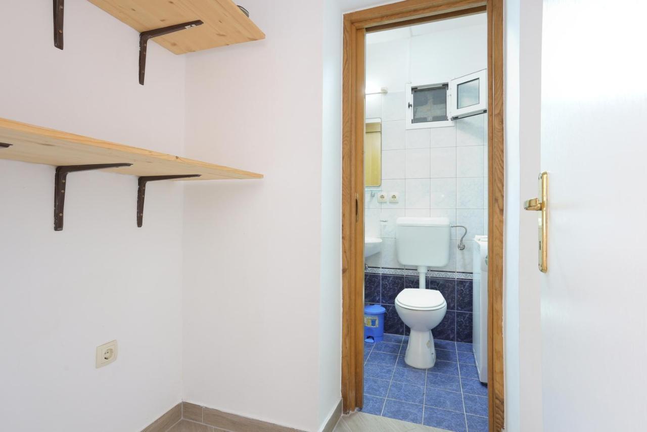 Apartments By The Sea Seget Vranjica, Trogir - 13771 Exterior foto